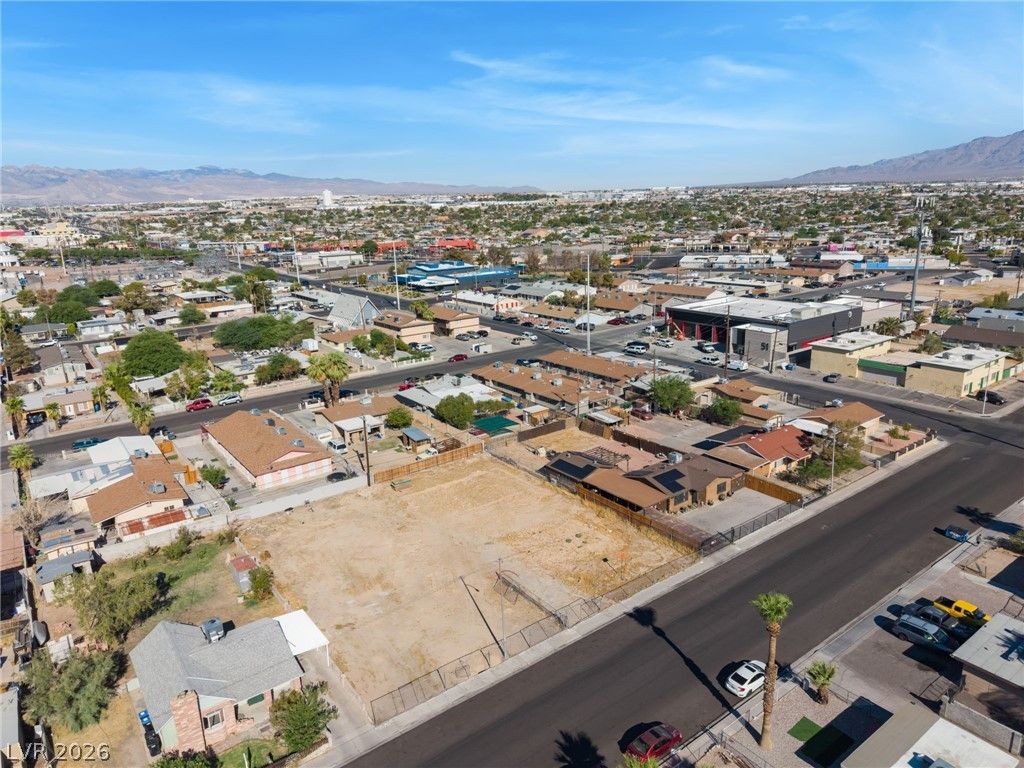 2315 MCCarran, North Las Vegas, NV 89030