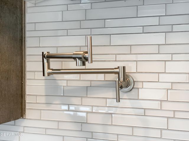 239 Bonnie Trail, Santa Teresa, NM 88008