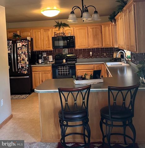 3843 DRESSLER RIDGE RD, Mount Pleasant Mills, PA 17853