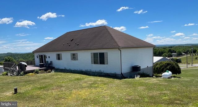 3843 DRESSLER RIDGE RD, Mount Pleasant Mills, PA 17853