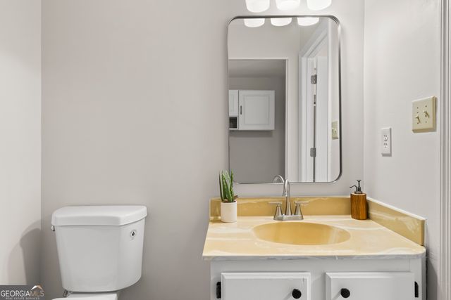 1998 Cheatham Woods Drive SW, Marietta, GA 30008