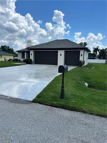 6730 Eagle Tree CT, North Fort Myers, FL 33917