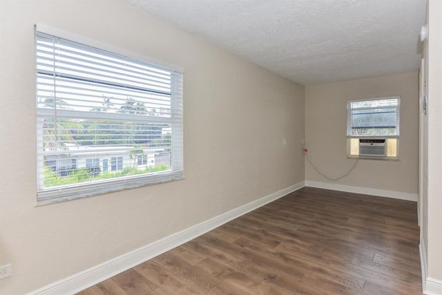 605 N Federal Highway 9, Lake Worth Beach, FL 33460