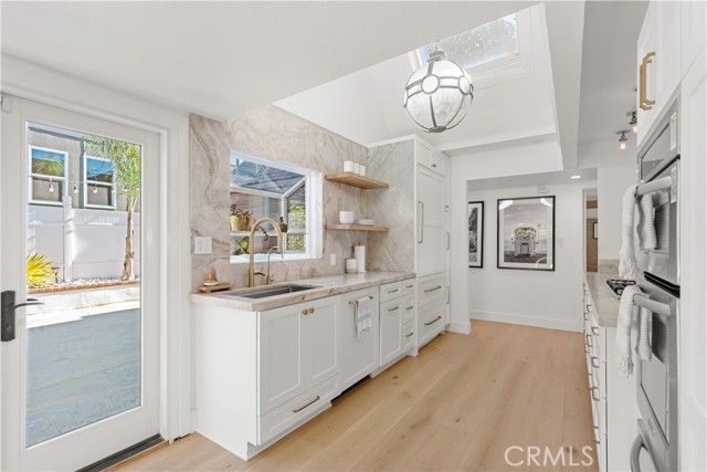 739 Manzanita, Laguna Beach, CA 92651