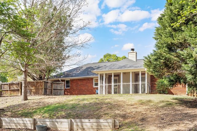 63 Lee Road 0555, Phenix City, AL 36867