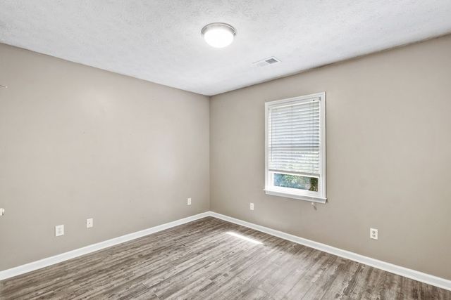 63 Lee Road 0555, Phenix City, AL 36867