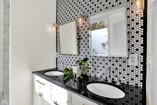 17364 Prairie Baptist Road, Noblesville, IN 46060