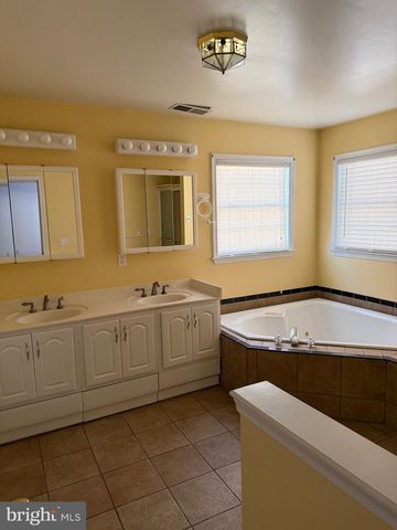 32841 E RIGA DR, Ocean View, DE 19970