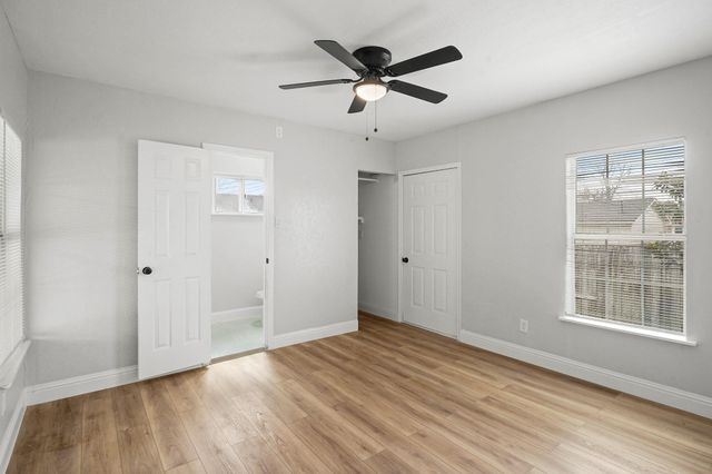 9231 Cobbleshire Drive, Houston, TX 77037