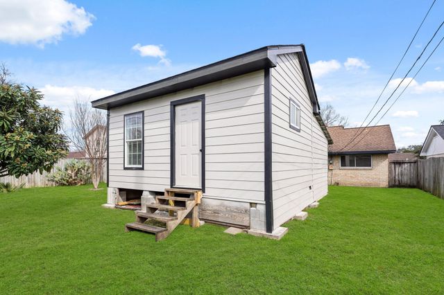 9231 Cobbleshire Drive, Houston, TX 77037