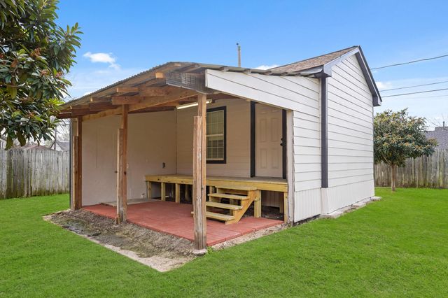 9231 Cobbleshire Drive, Houston, TX 77037