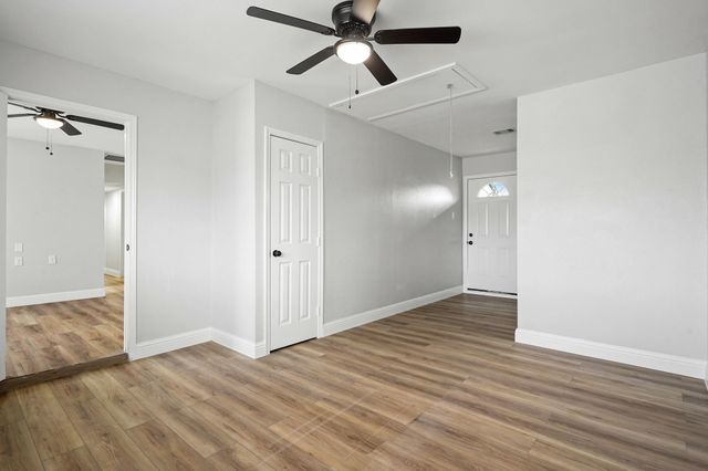 9231 Cobbleshire Drive, Houston, TX 77037