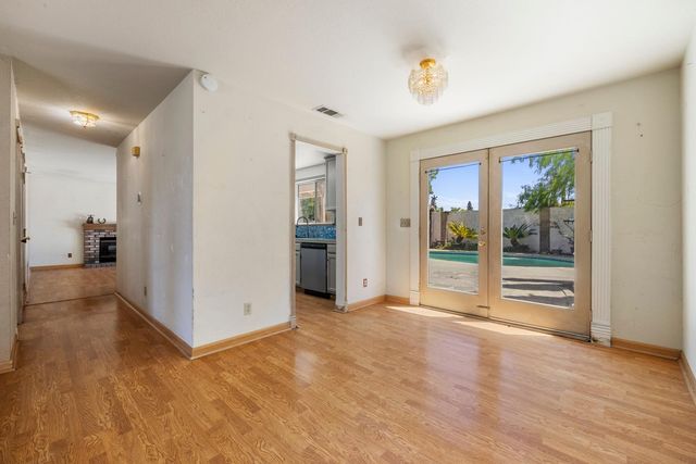 304 Cassidy Ct, Modesto, CA 95356