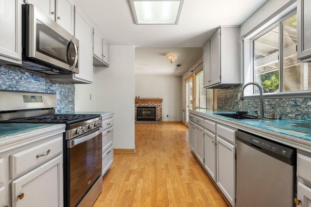 304 Cassidy Ct, Modesto, CA 95356