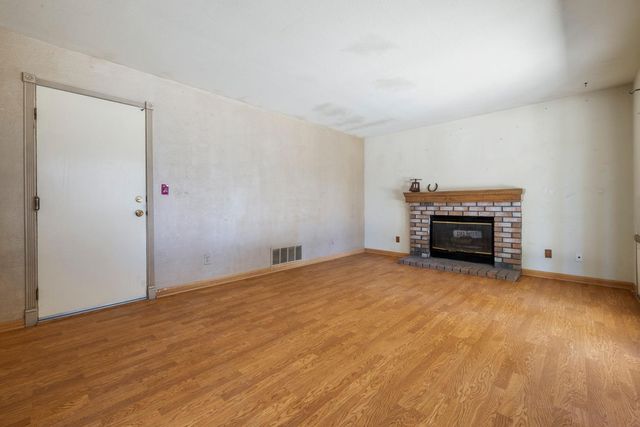 304 Cassidy Ct, Modesto, CA 95356