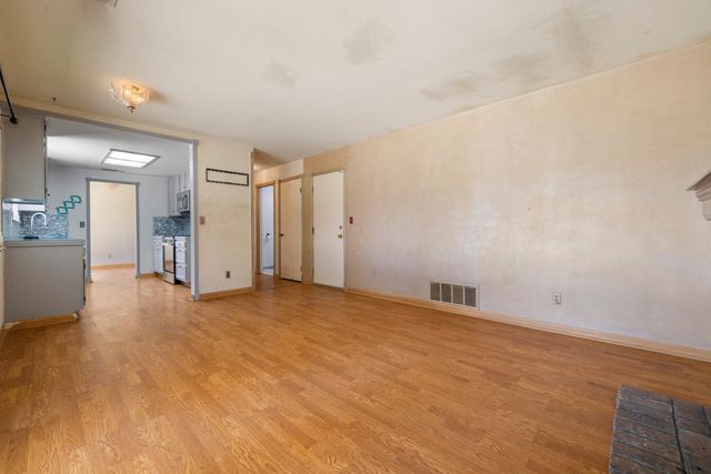 304 Cassidy Ct, Modesto, CA 95356