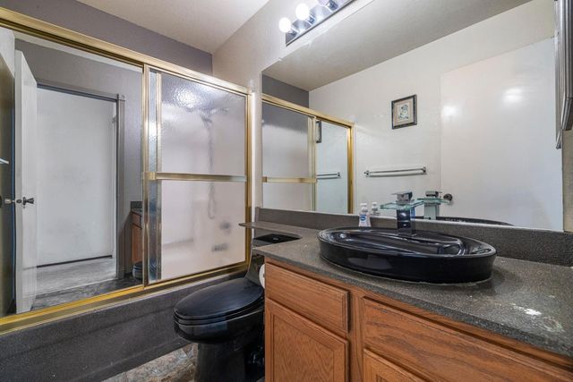 304 Cassidy Ct, Modesto, CA 95356