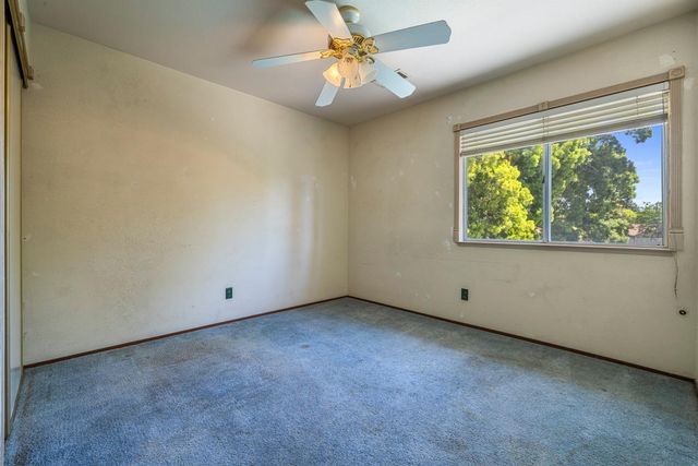 304 Cassidy Ct, Modesto, CA 95356