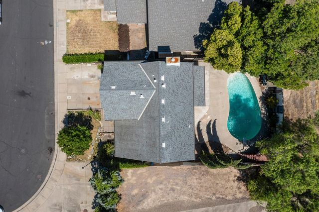 304 Cassidy Ct, Modesto, CA 95356