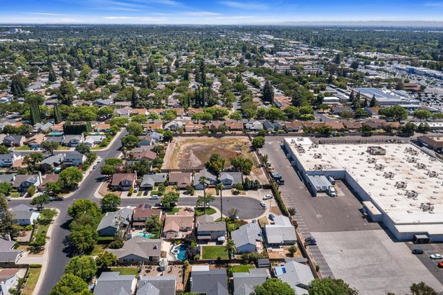 304 Cassidy Ct, Modesto, CA 95356