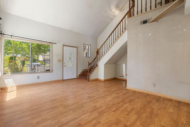 304 Cassidy Ct, Modesto, CA 95356