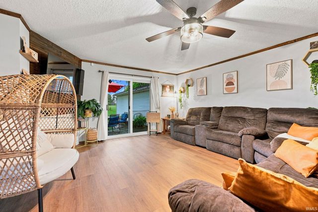 10920 Auburn Road, Fort Wayne, IN 46845