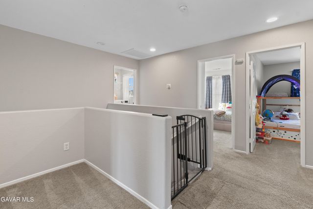 45064 18th Street, Lancaster, CA 93535