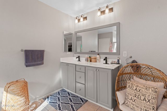 45064 18th Street, Lancaster, CA 93535