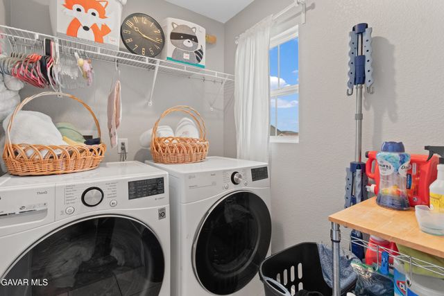 45064 18th Street, Lancaster, CA 93535