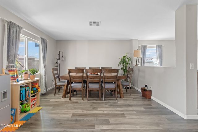 45064 18th Street, Lancaster, CA 93535