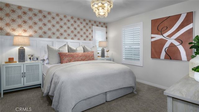 2431 Gunner Ridge Way, Rialto, CA 92377