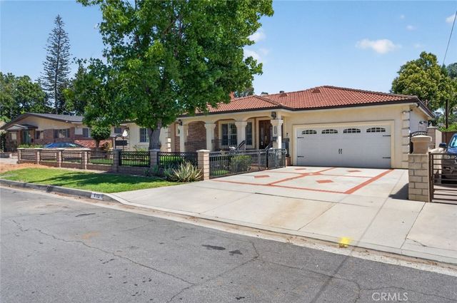 9112 Stoakes Avenue, Downey, CA 90240