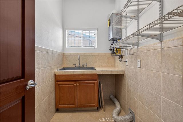 9112 Stoakes Avenue, Downey, CA 90240