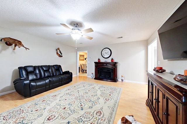 3007 Sun Creek Lane, Blackshear, GA 31516