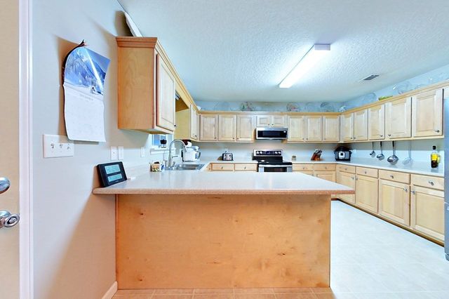 3007 Sun Creek Lane, Blackshear, GA 31516