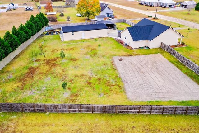 3007 Sun Creek Lane, Blackshear, GA 31516