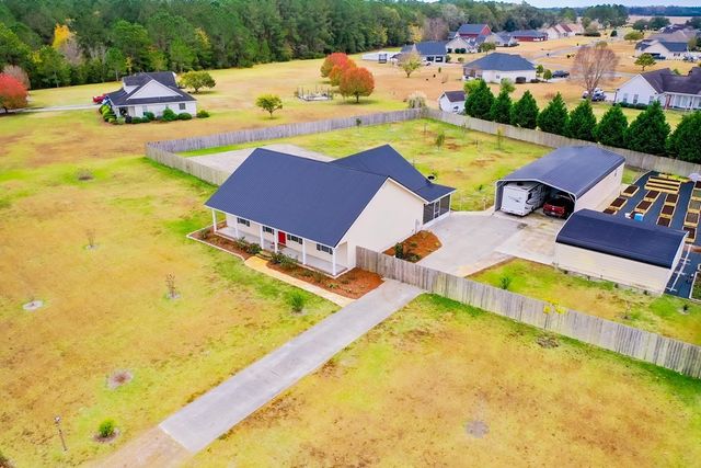 3007 Sun Creek Lane, Blackshear, GA 31516