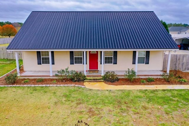 3007 Sun Creek Lane, Blackshear, GA 31516