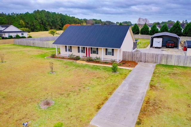 3007 Sun Creek Lane, Blackshear, GA 31516