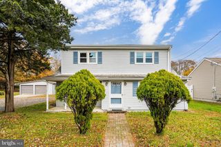 63 ILLINOIS AVE, Waretown, NJ 08758