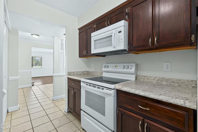 5823 Shady Grove Circle, Raleigh, NC 27609