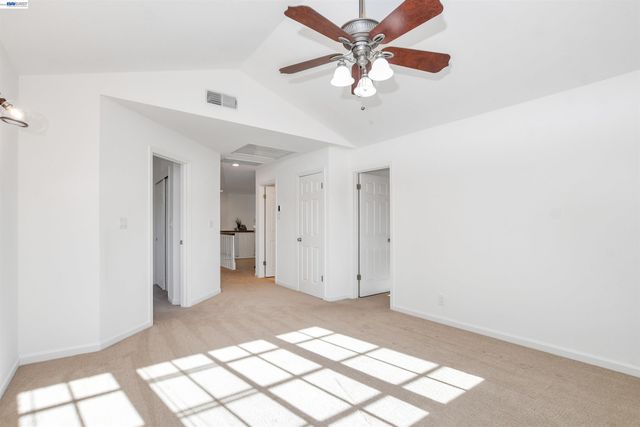 1001 Saint Andrews Dr, Discovery Bay, CA 94505