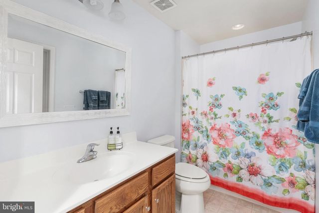 143 DENISON ST, Fredericksburg, VA 22406
