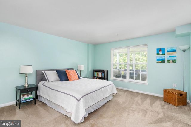 143 DENISON ST, Fredericksburg, VA 22406