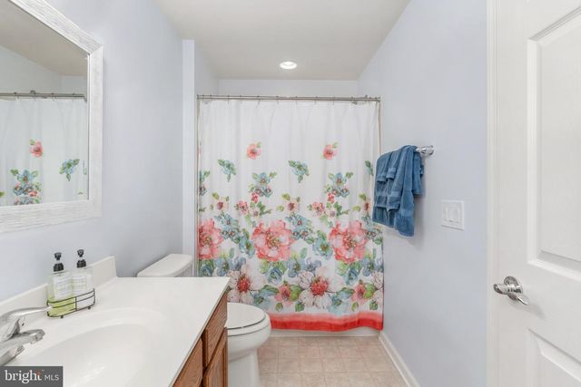 143 DENISON ST, Fredericksburg, VA 22406