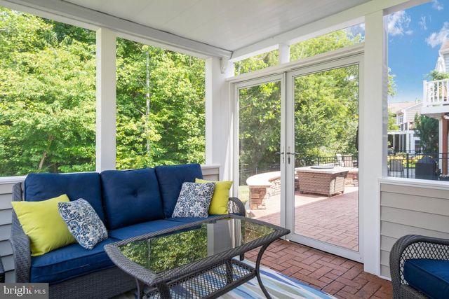 143 DENISON ST, Fredericksburg, VA 22406