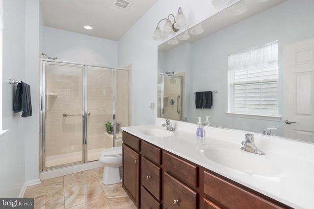 143 DENISON ST, Fredericksburg, VA 22406