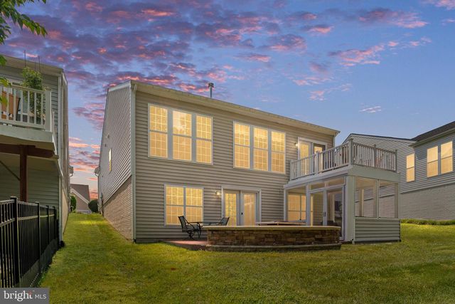 143 DENISON ST, Fredericksburg, VA 22406