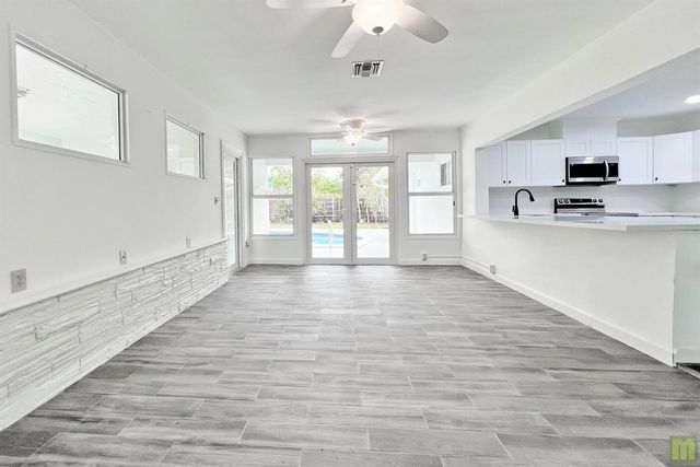 3831 NW 11TH Street, Coconut Creek, FL 33066