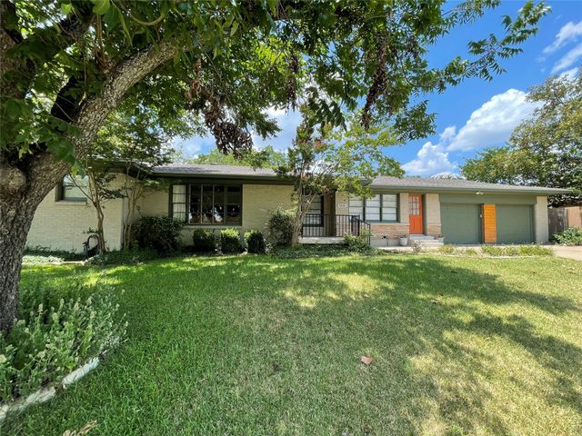 4616 Selkirk Drive, Fort Worth, TX 76109